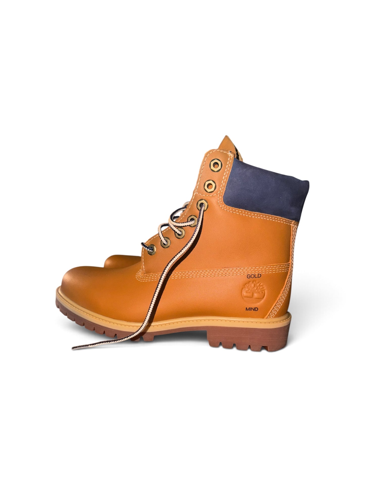 GoldMind x Timberland limited edition butterscotch leather/navy blue suede insulated 6” boots