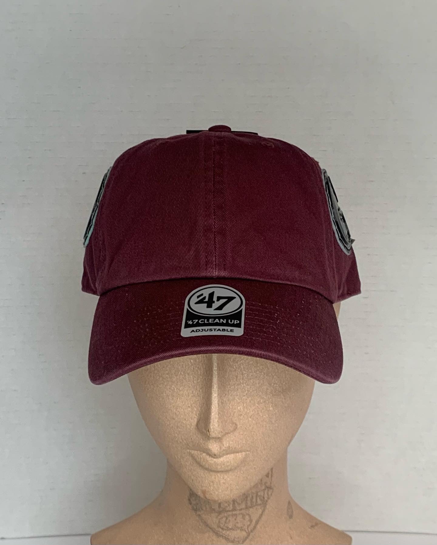 Front in the Back Gold hat in Burgandy